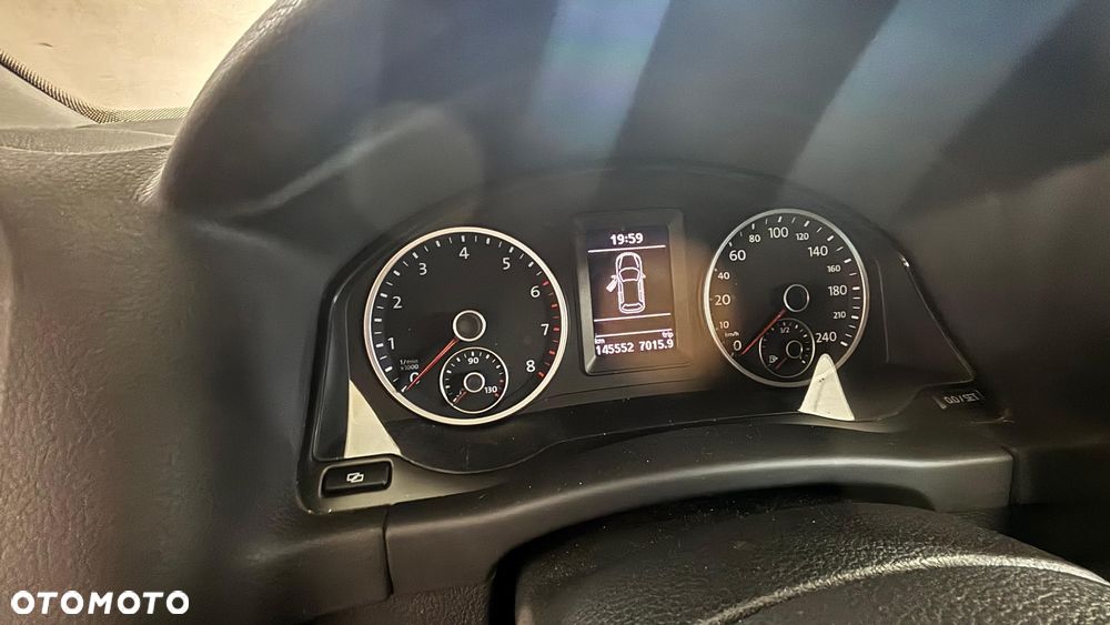 Volkswagen Tiguan - 2