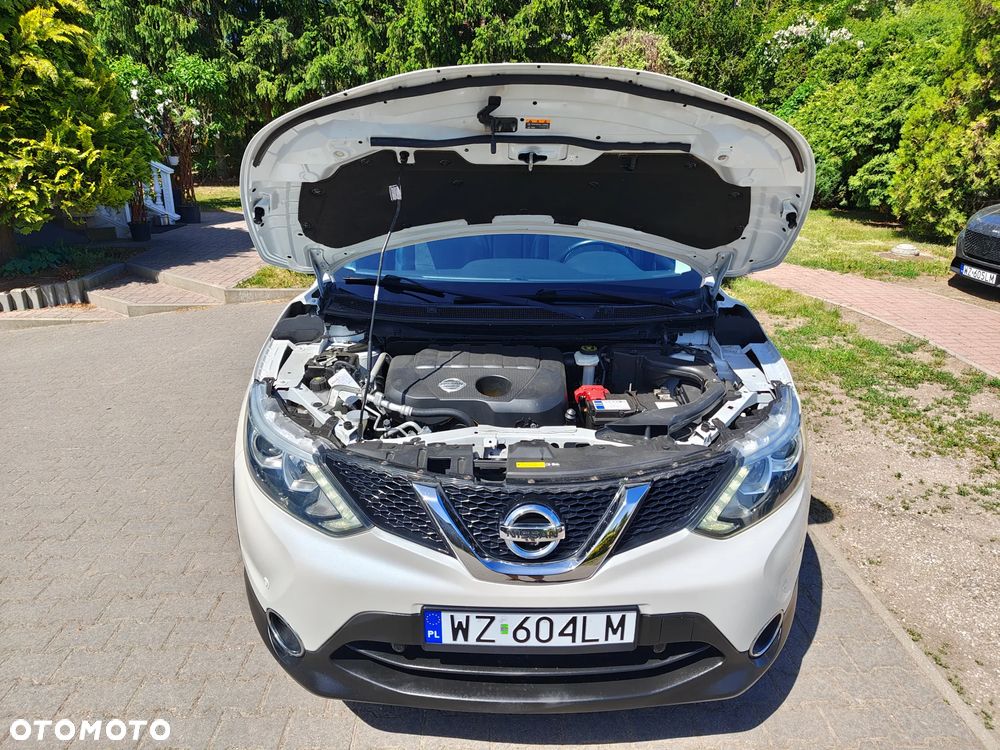Nissan Qashqai 1.5 dCi N-Connecta - 32