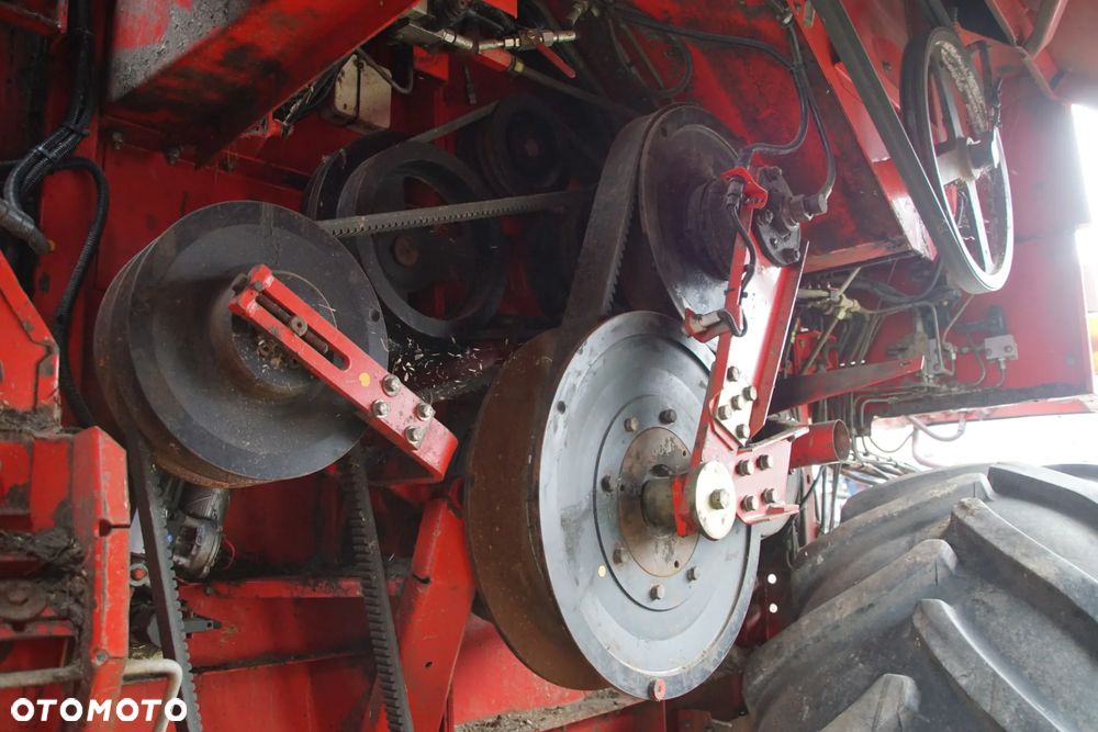 Kombajn na części - Massey Ferguson MF 36 7.6 220 KM 612 DSL 1997R Silnik Skrzynia Kabina Lampa Lusterko Schody Koło Deska Kokpit Sterownik Moduł Czujnik Kierownica Fotel - 30