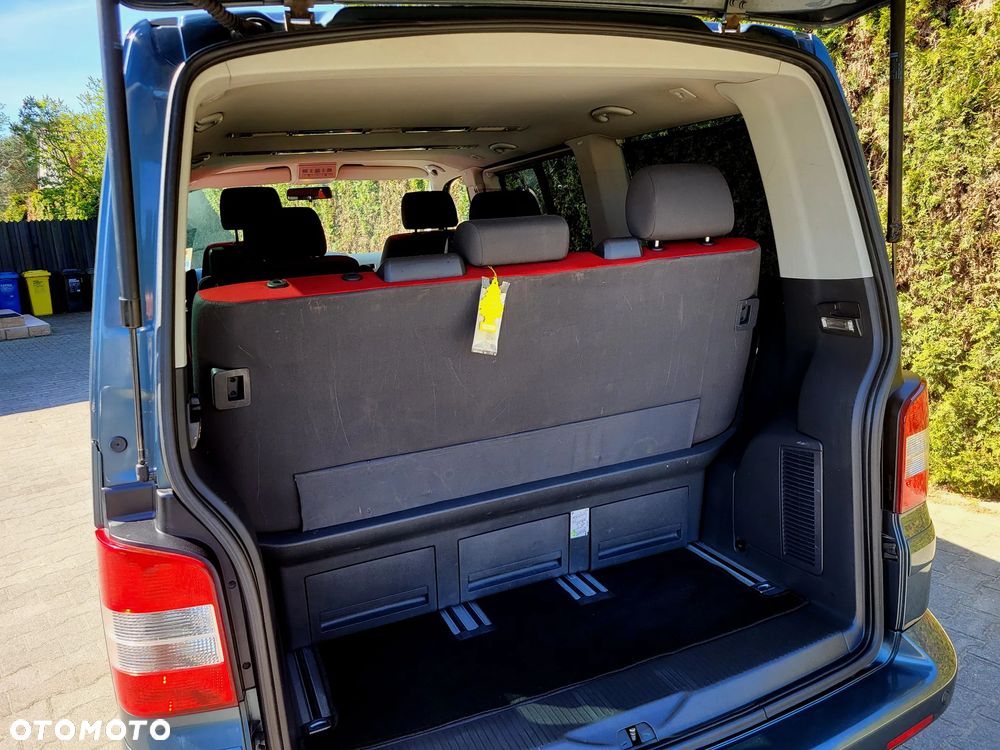Volkswagen Multivan - 14