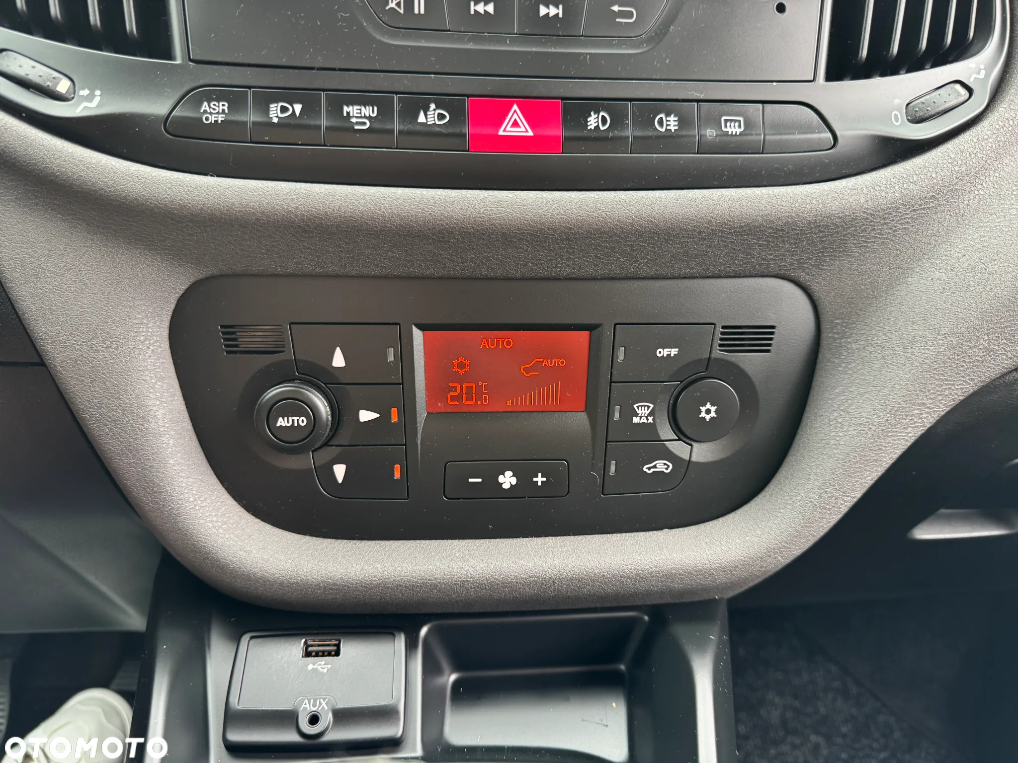 Fiat Doblo 1.4 T-Jet 16V Dynamic - 19