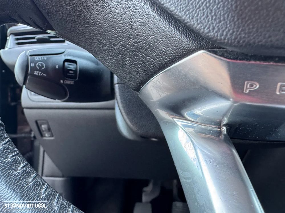 Peugeot 208 1.4 HDi - 13