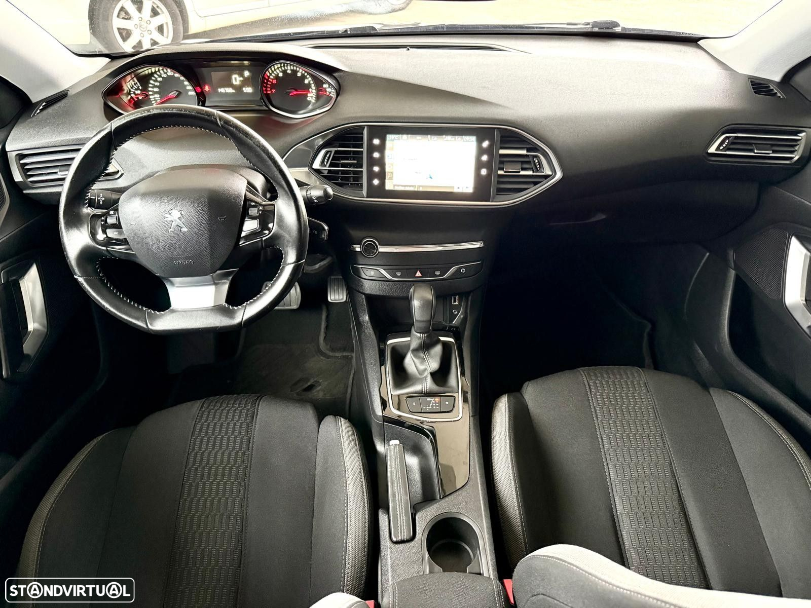 Peugeot 308 - 11