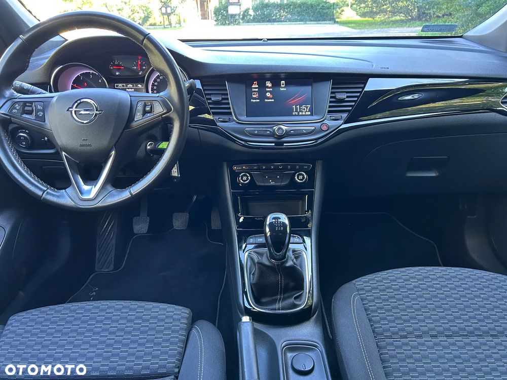 Opel Astra V 1.6 CDTI Dynamic S&S - 11
