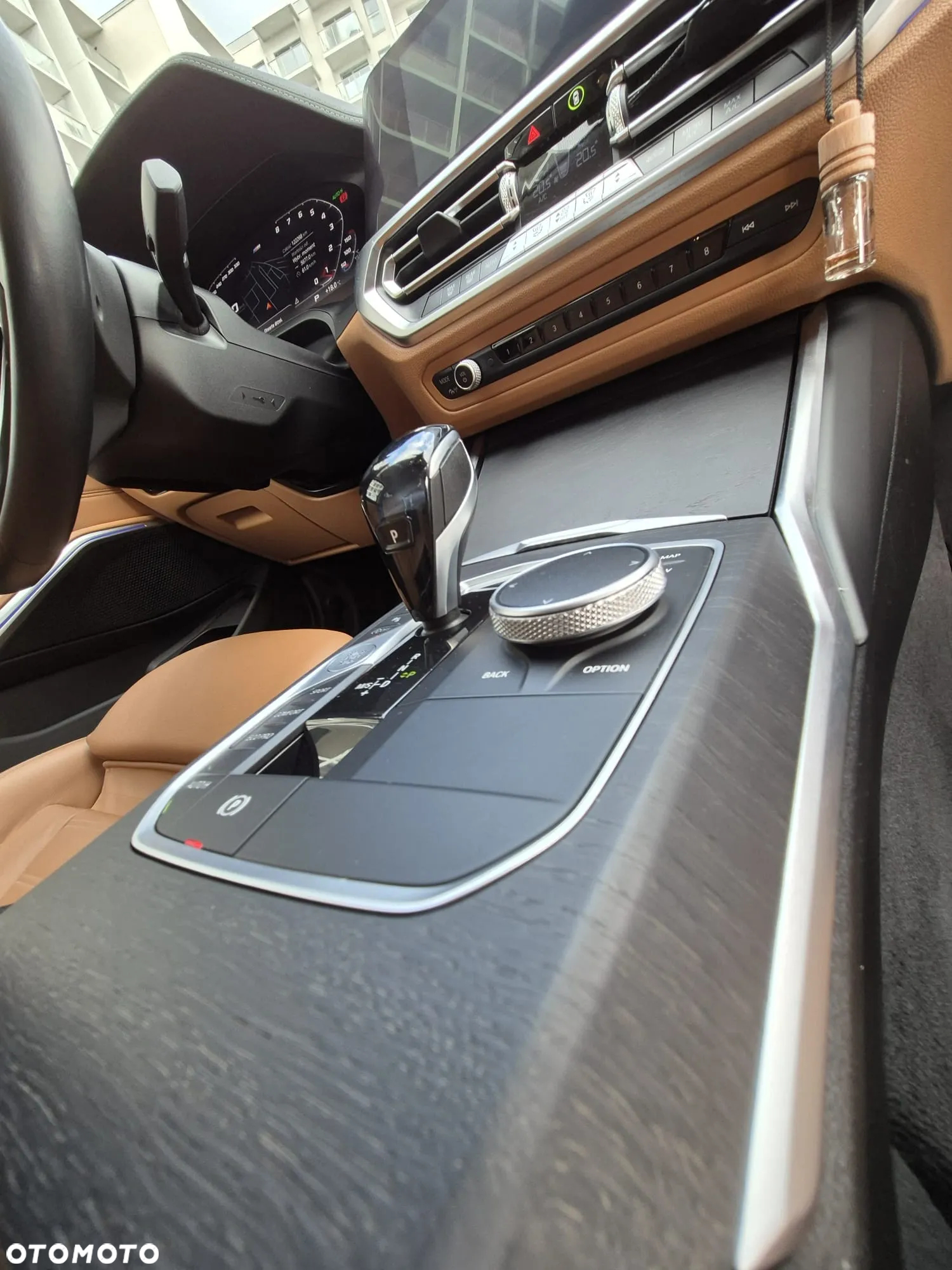BMW Seria 3 318i M Sport - 22