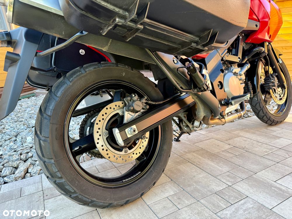 Suzuki V-STROM - 12