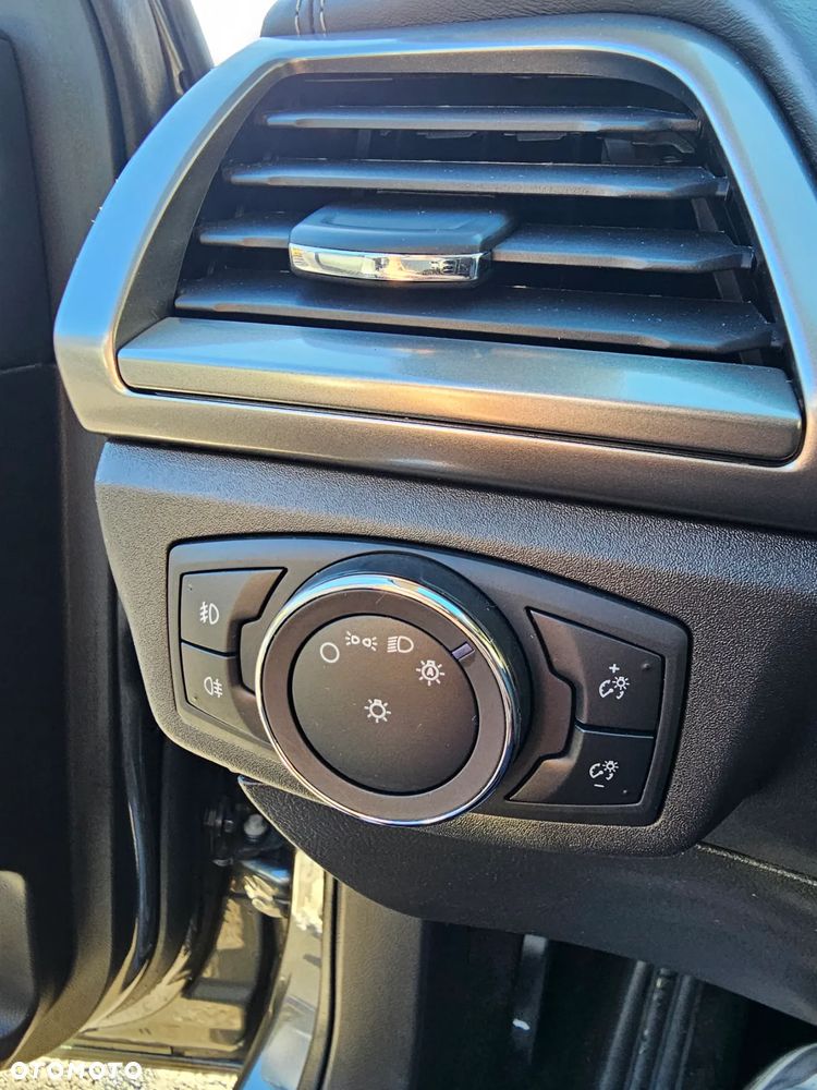 Ford Mondeo 2.0 Hybrid Vignale - 20