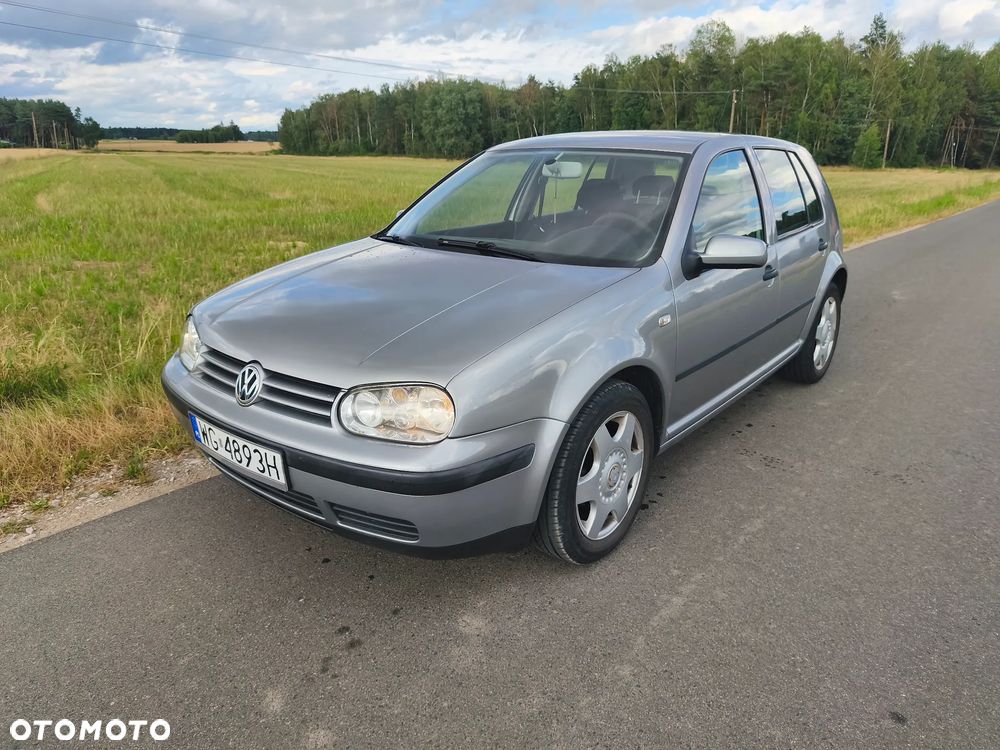 Volkswagen Golf 1.6 Comfortline - 1