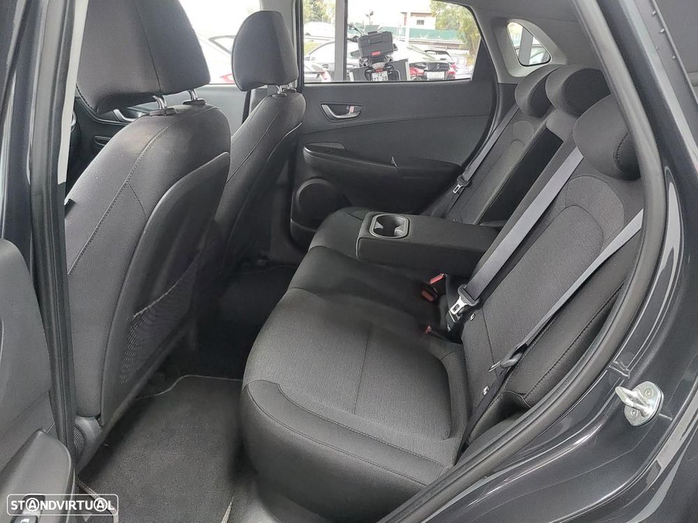 Hyundai Kauai EV 64 kWh Premium - 17