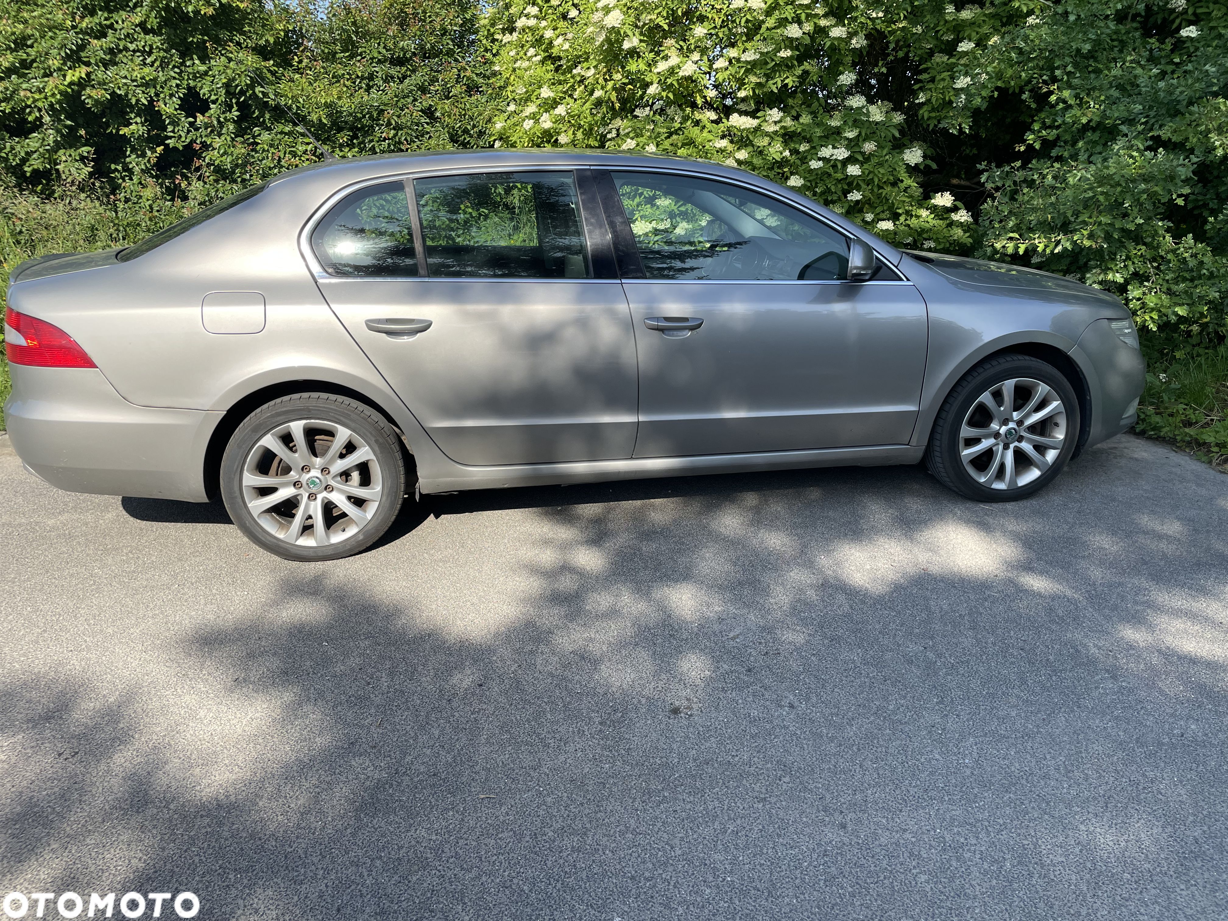 Skoda Superb 1.9 TDI Ambiente - 1