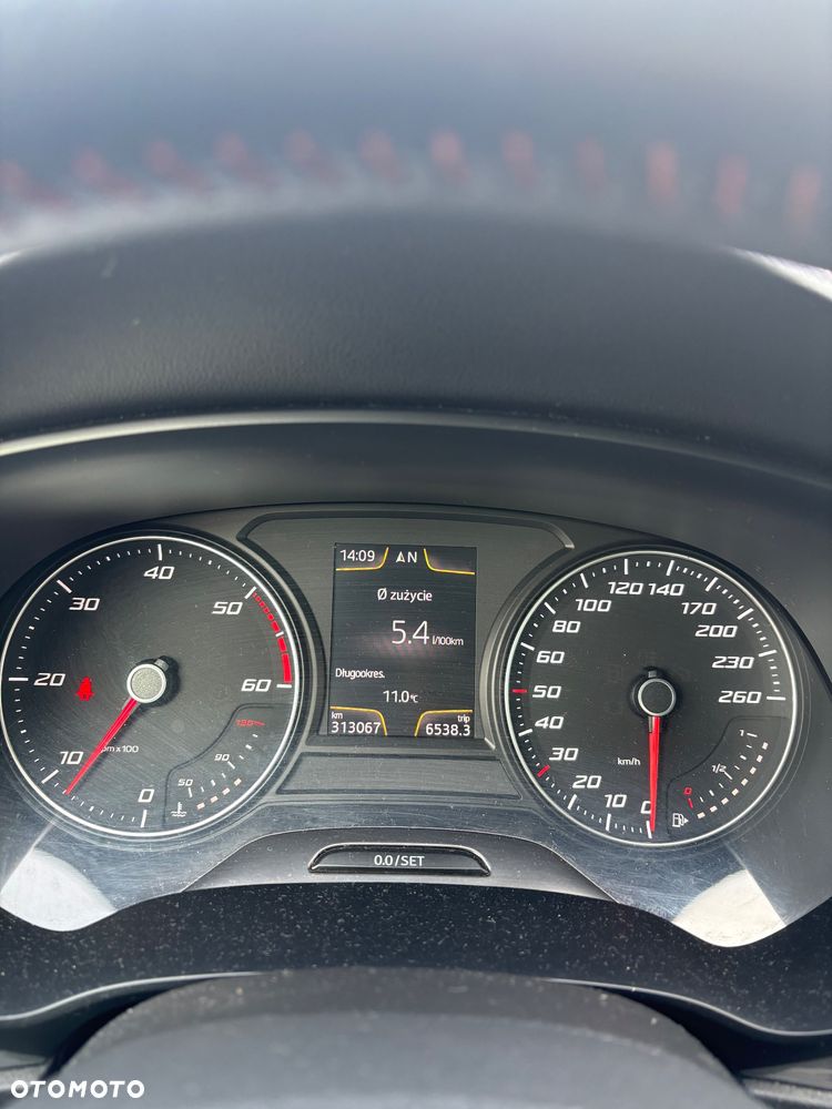 Seat Leon 2.0 TDI FR S&S EU6 - 10