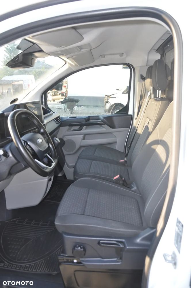 Ford Transit custom - 19