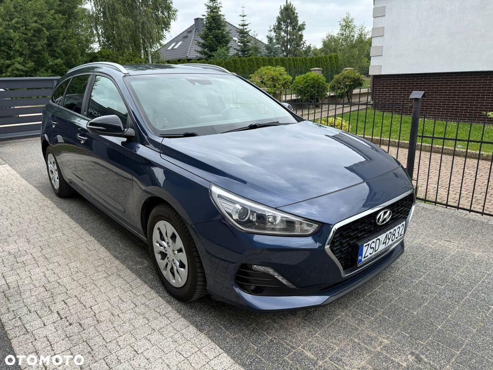 Hyundai i30 1.6 D GO Plus DCT - 1