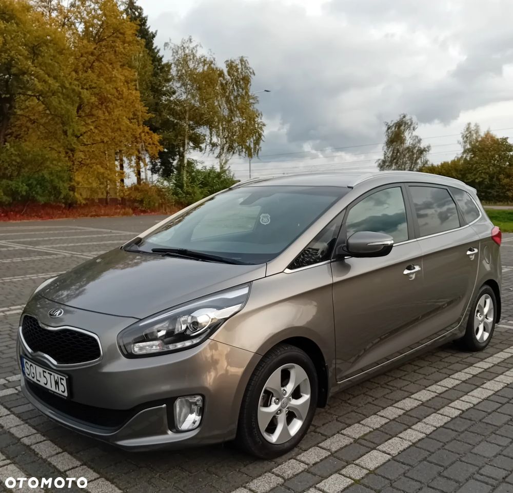 Kia Carens