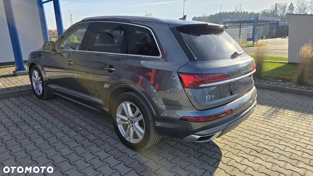 Audi Q7 - 3