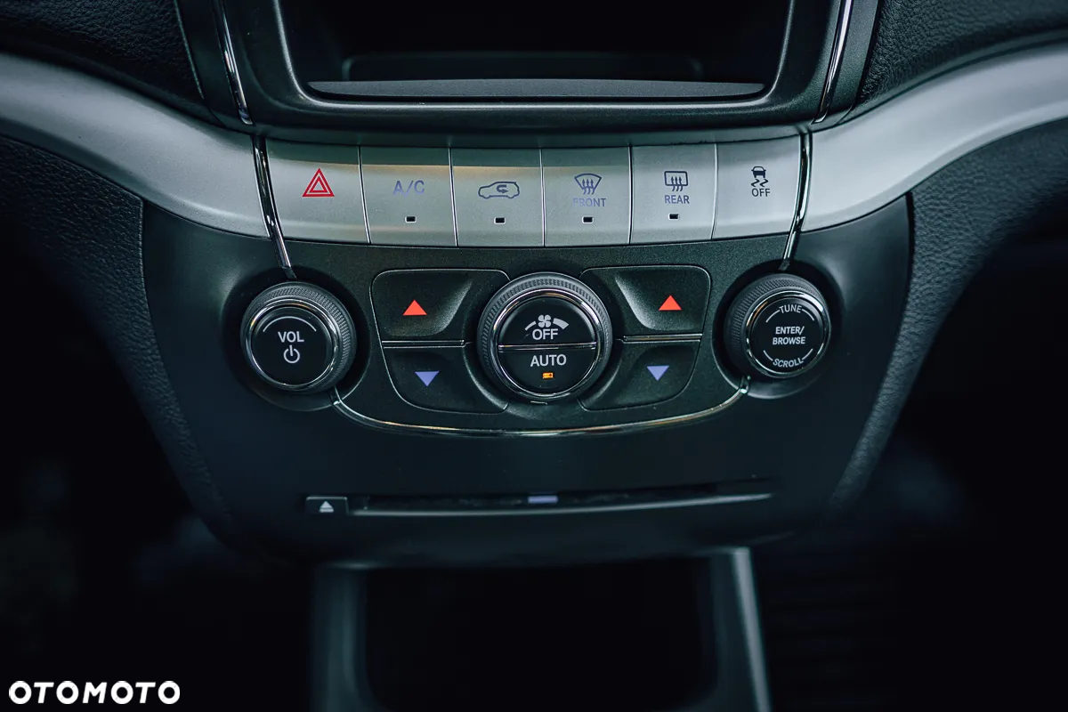 Fiat Freemont 2.0 Multijet Urban - 23