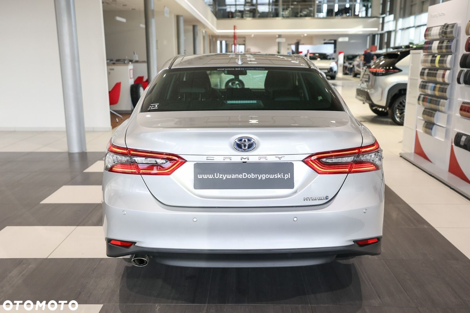 Toyota Camry - 6
