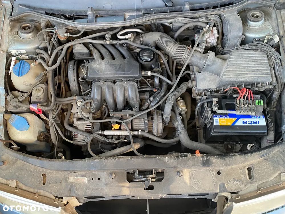 Skoda Octavia 1.6 Ambiente - 12