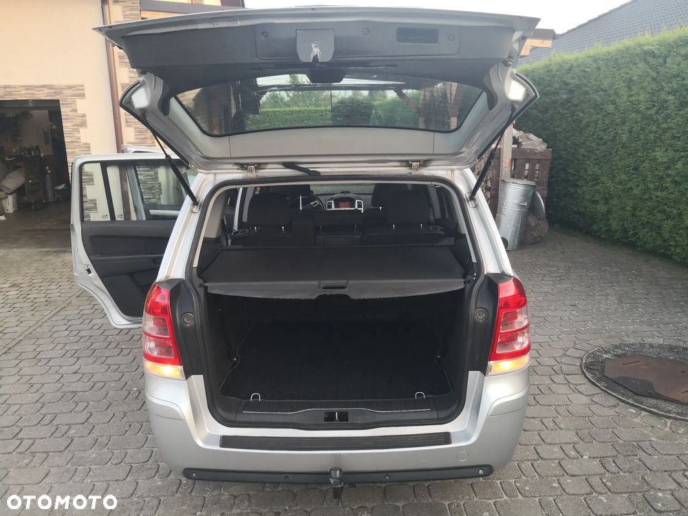 Opel Zafira 1.8 Enjoy - 4