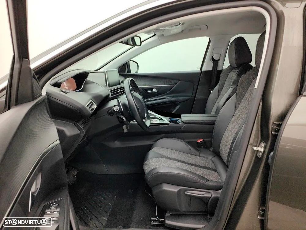 Peugeot 3008 1.2 PureTech Allure Pack EAT8 - 10