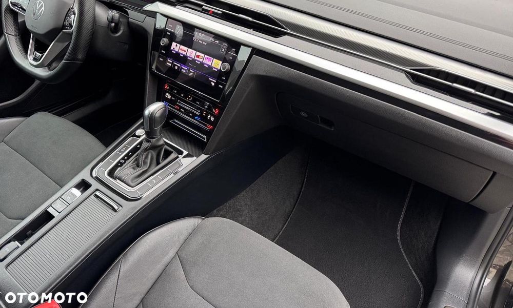 Volkswagen Arteon 2.0 TDI R-Line DSG - 18