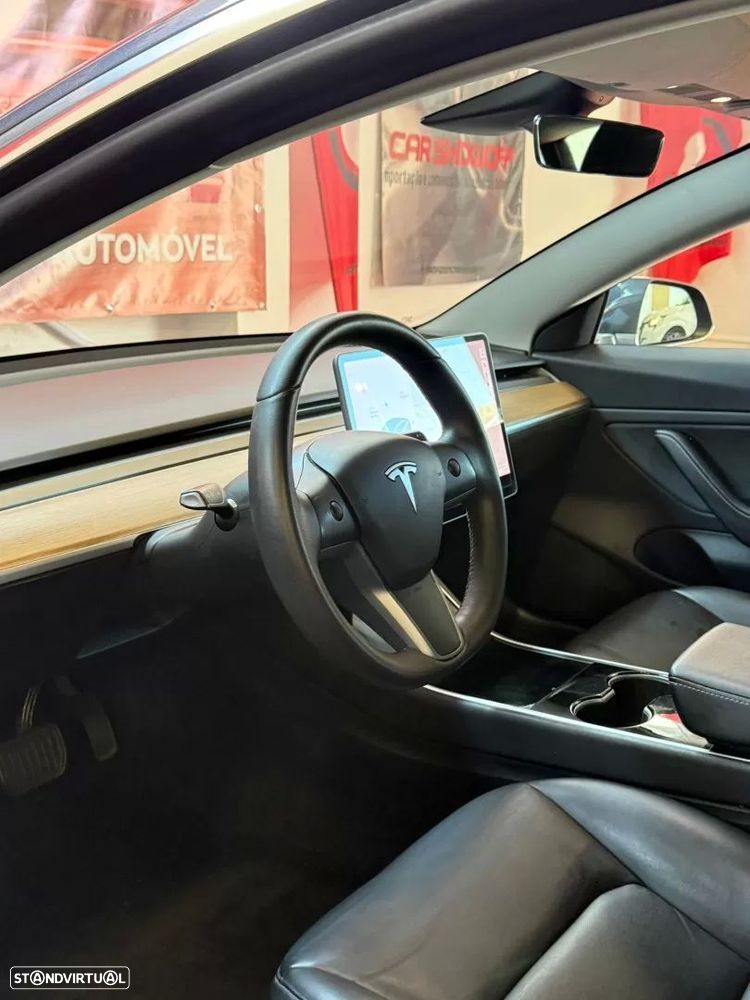 Tesla Model 3 Long-Range RWD - 9