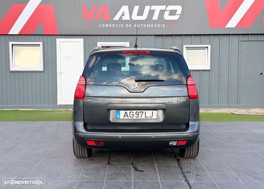Peugeot 5008 — fotografia 5