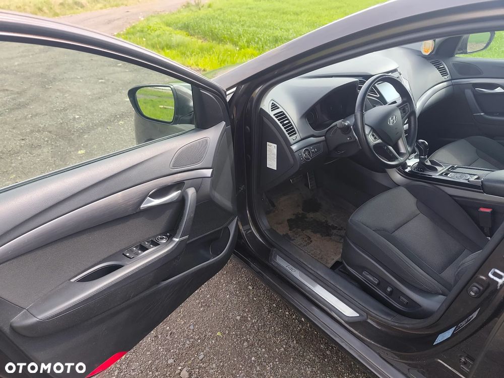 Hyundai i40 1.7 CRDi Premium DCT - 13