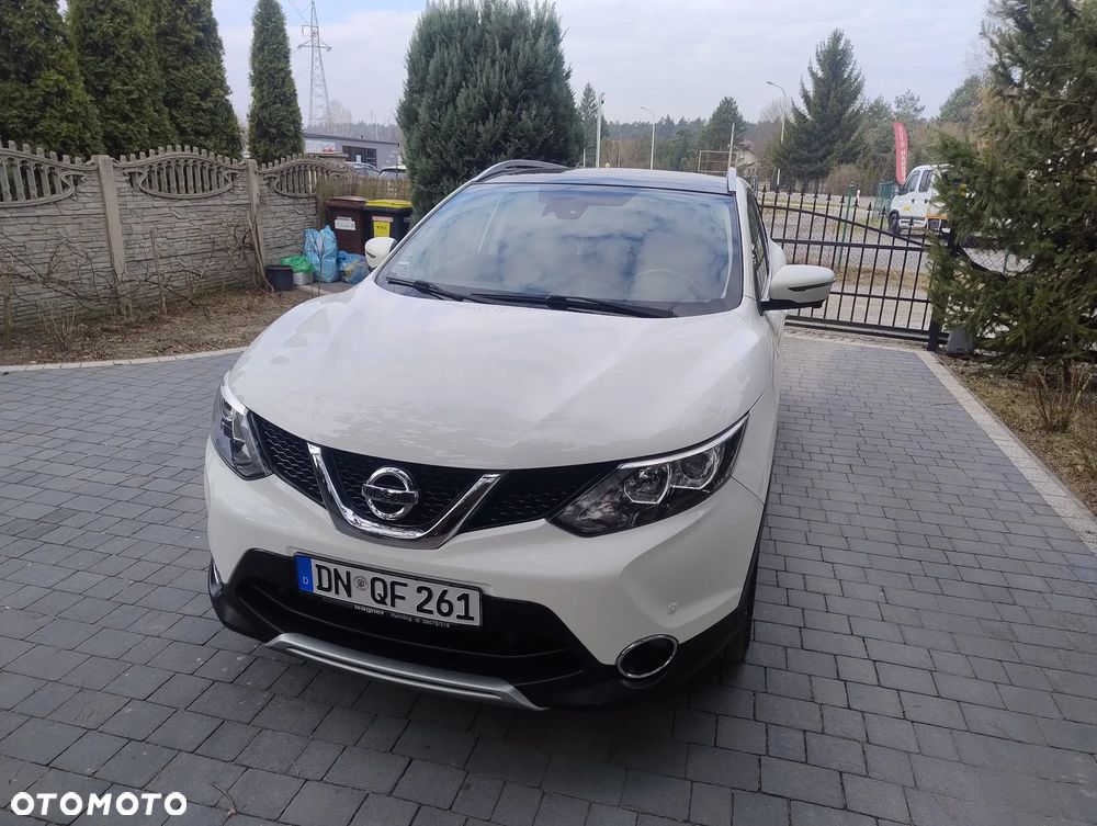 Nissan Qashqai 1.6 DIG-T 360 - 3