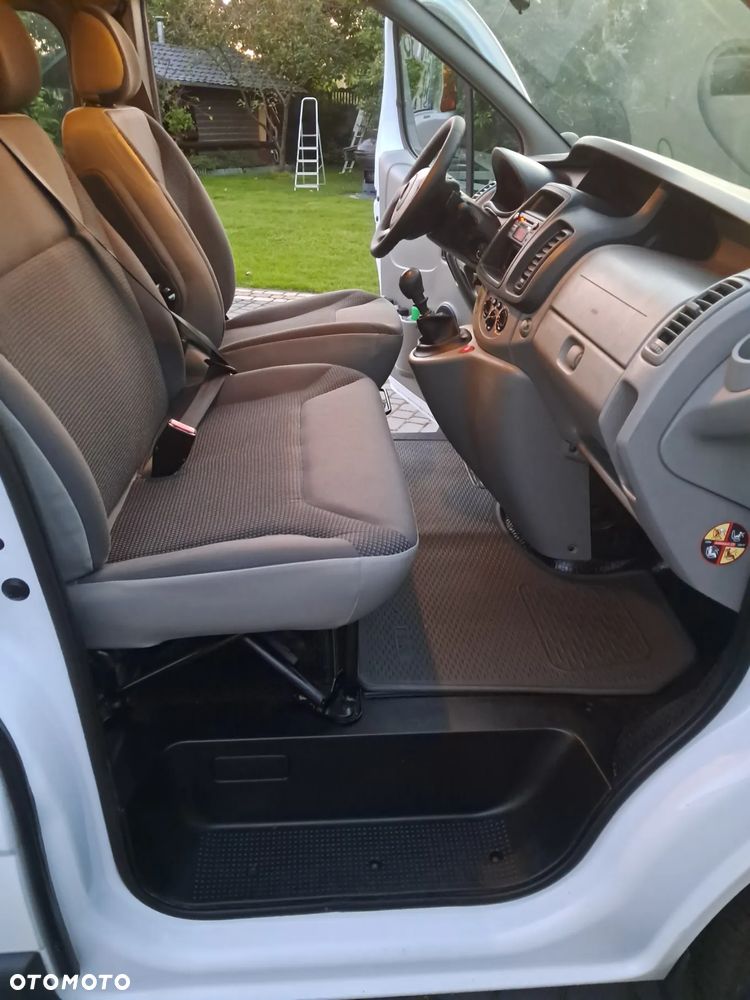 Opel VIVARO - 18