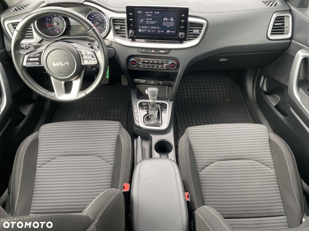 Kia Ceed - 14