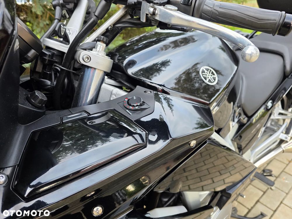Yamaha FJR - 30