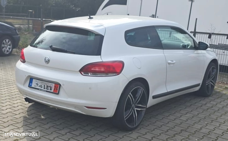 Vw Scirocco 2.0 Tdi 140 cv de 2011 para peças - 3