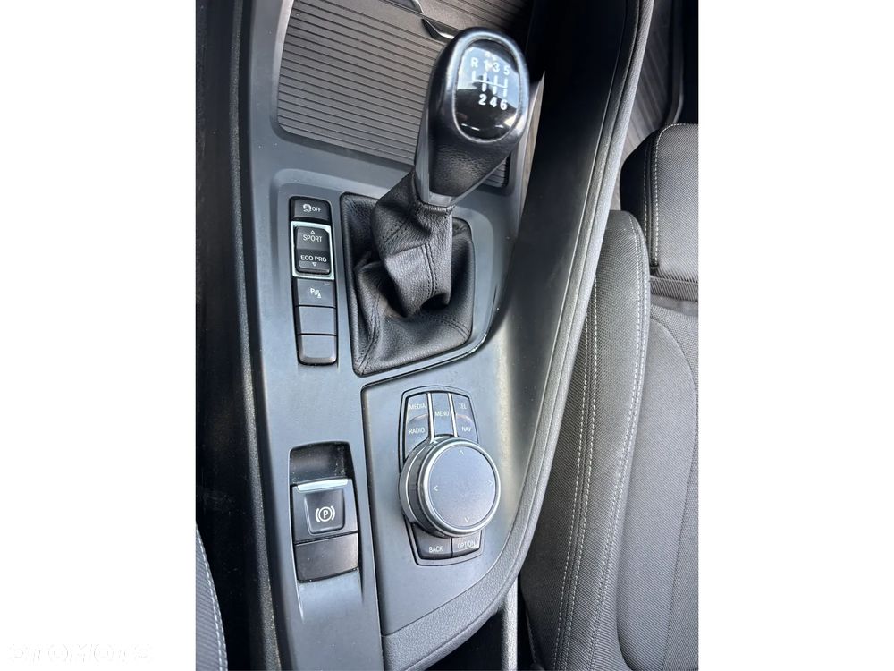 BMW X1 sDrive18d Advantage - 25