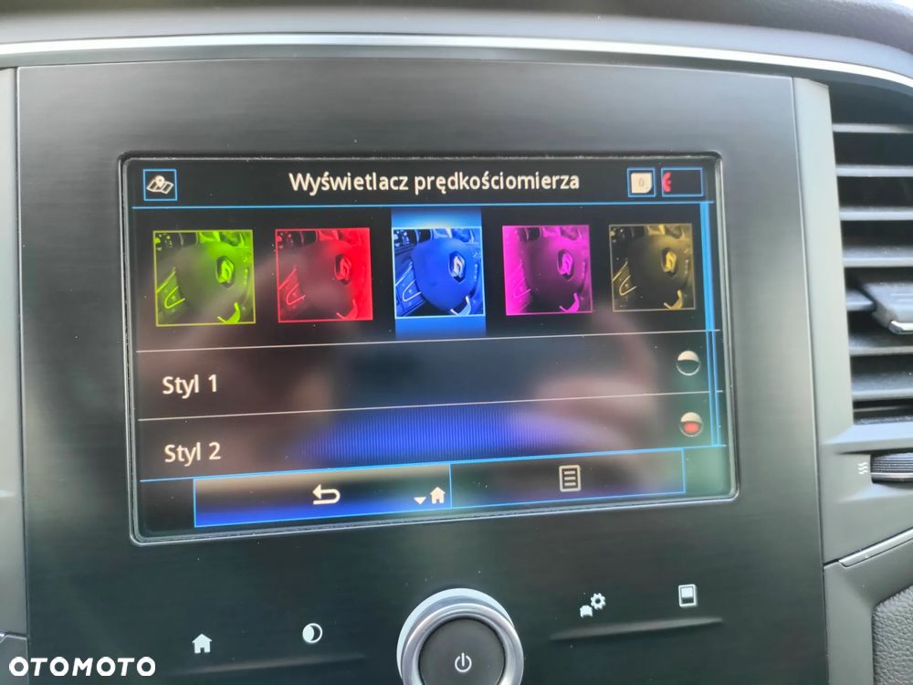 Renault Megane TCe 140 GPF LIMITED - 18