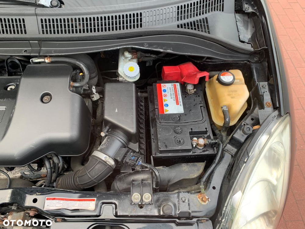 Suzuki Swift - 12