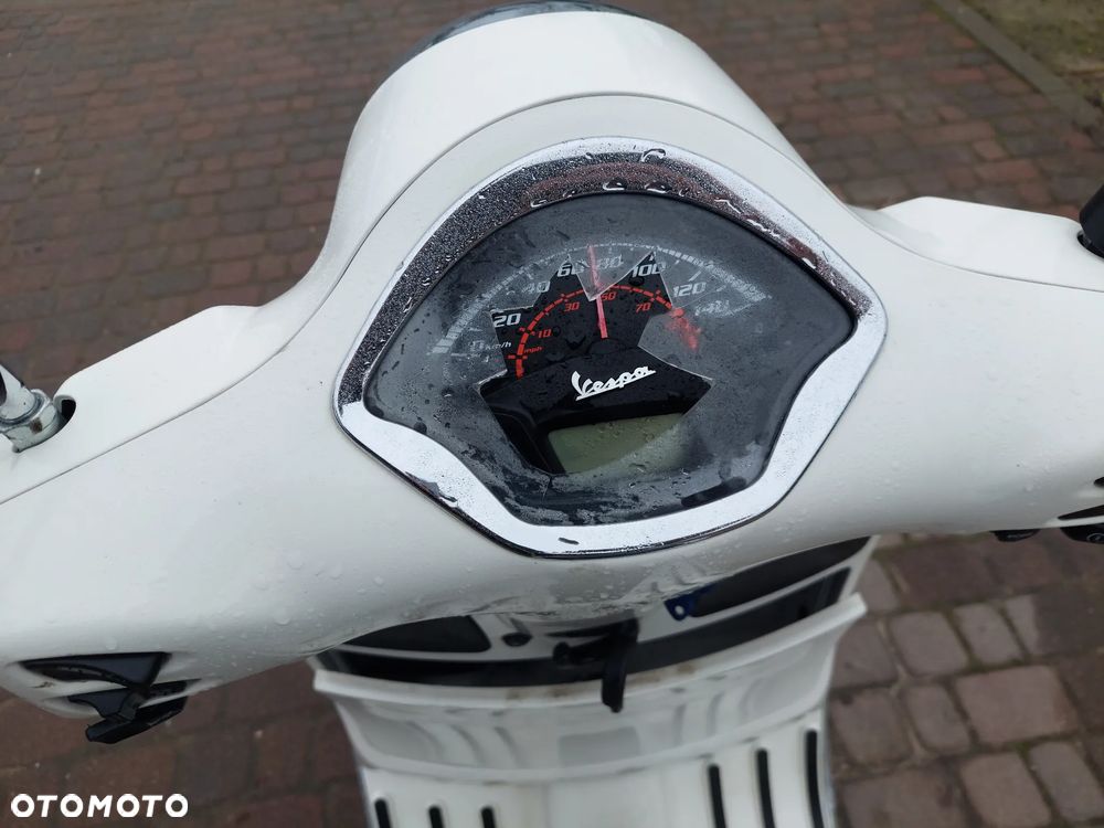 Piaggio Vespa - 9