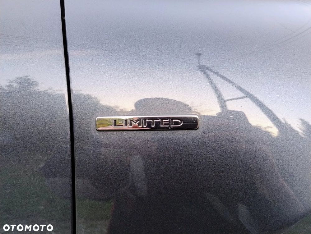 Renault Clio 1.2 16V Limited Plus - 29