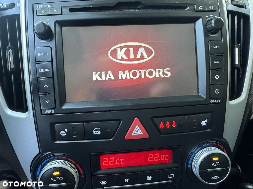 Kia ProCeed - 25