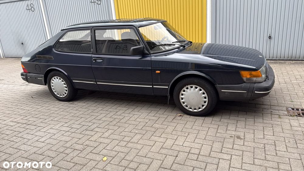 Saab 900 - 2
