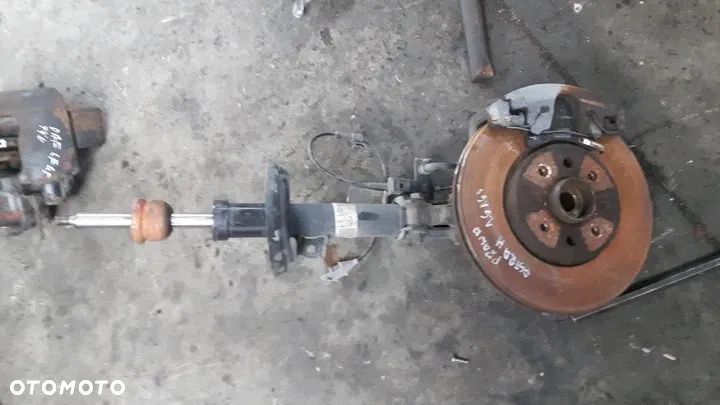 OPEL ASTRA H 1.6 BENZYNA 16V zwrotnica prawa ! Polecam ! 04-07r. - 1