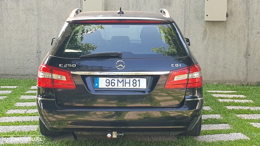 Mercedes-Benz E 250 CDi Avantgarde BlueEfficiency Auto. - 4