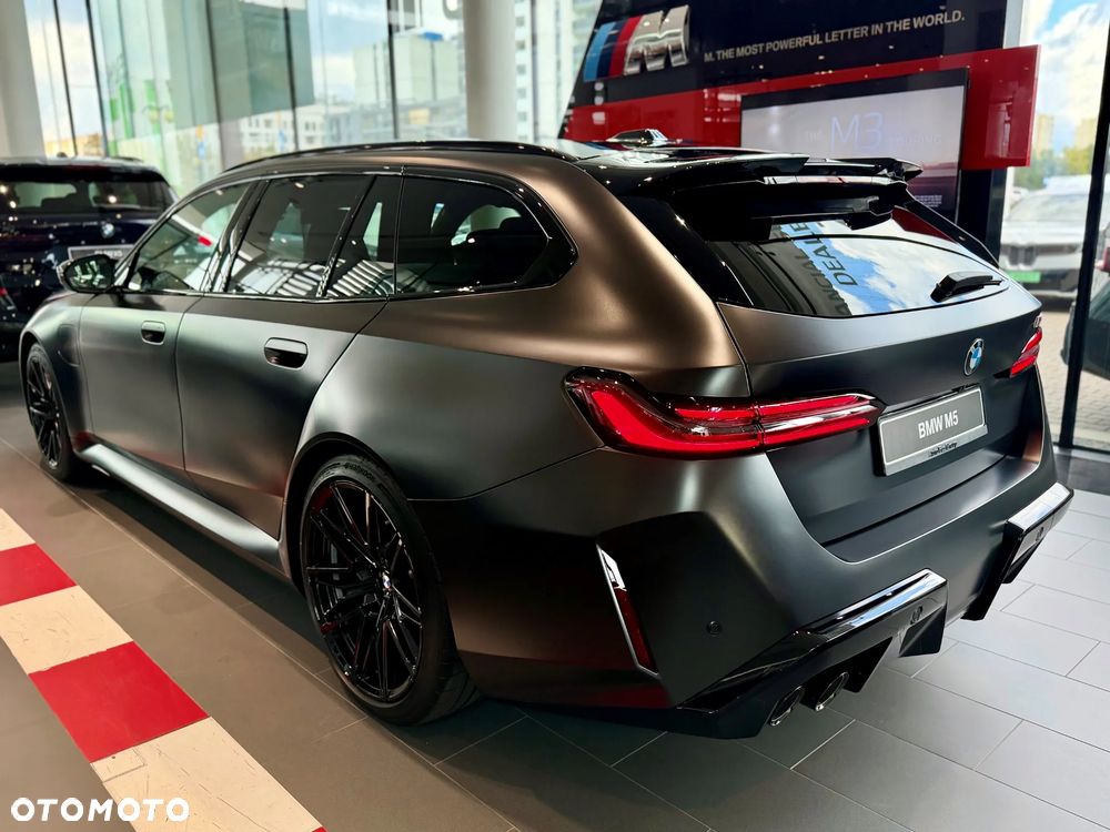 BMW M5 xDrive - 5