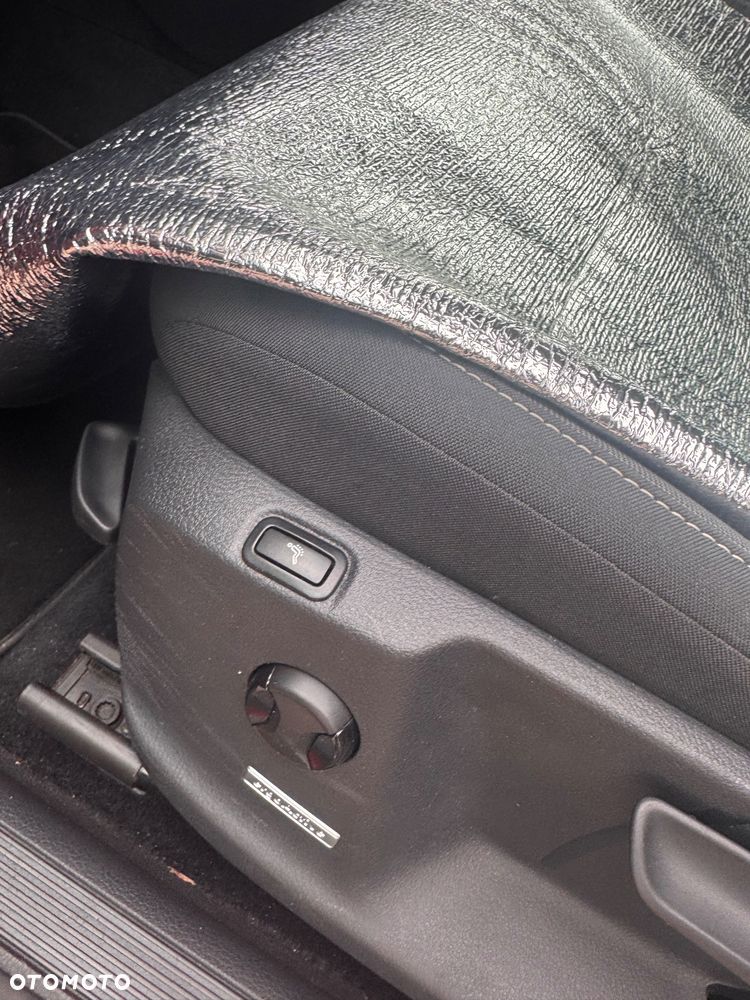 Volkswagen Golf Sportsvan SV 1.4 TSI BMT Highline - 16