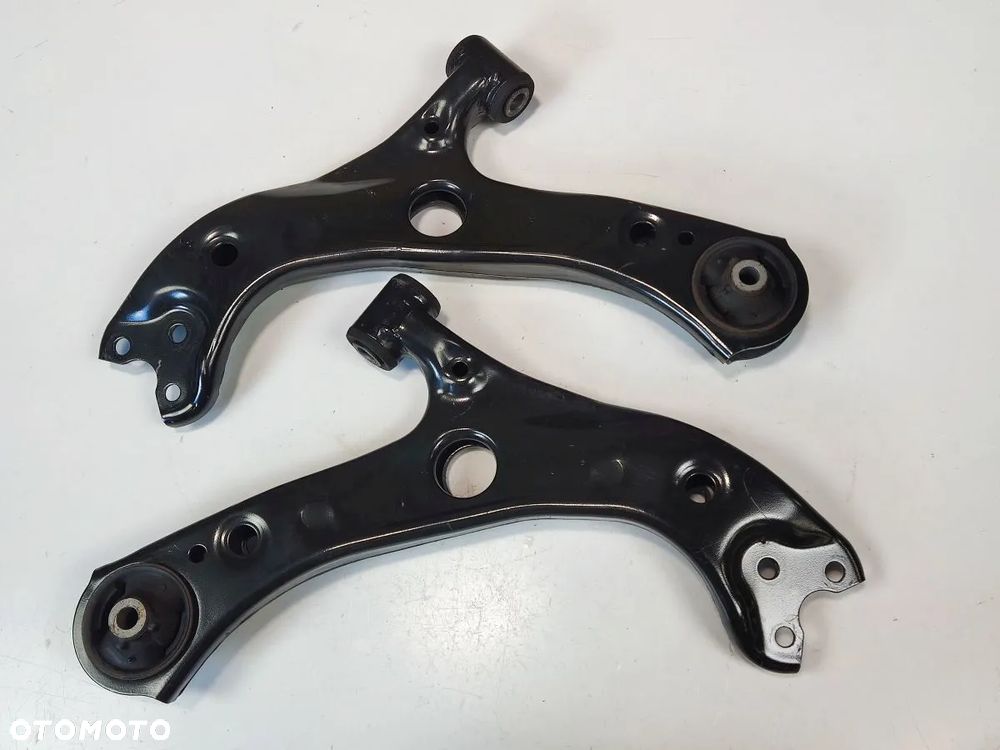 TOYOTA COROLLA E21 1.8h od 2022r Wahacz Przód Prawy Lewy - 8