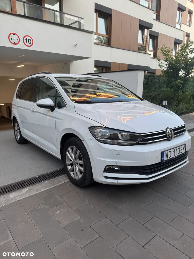 Volkswagen Touran 1.6 TDI SCR (BlueMotion Technology) DSG Comfortline - 1