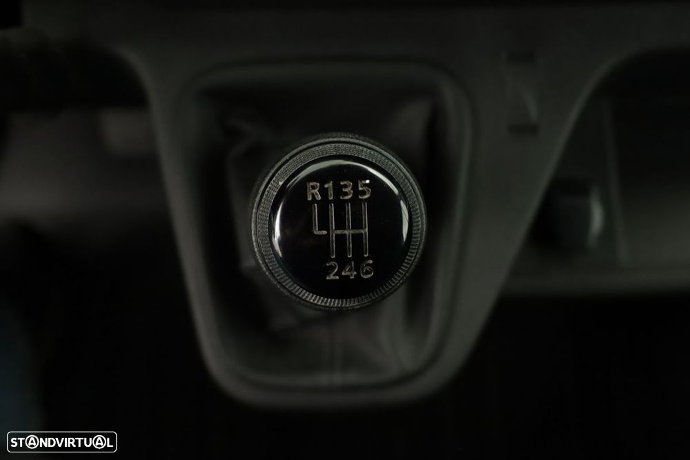 Renault master ver-2-3-dci-l2h2-3-5t - 12