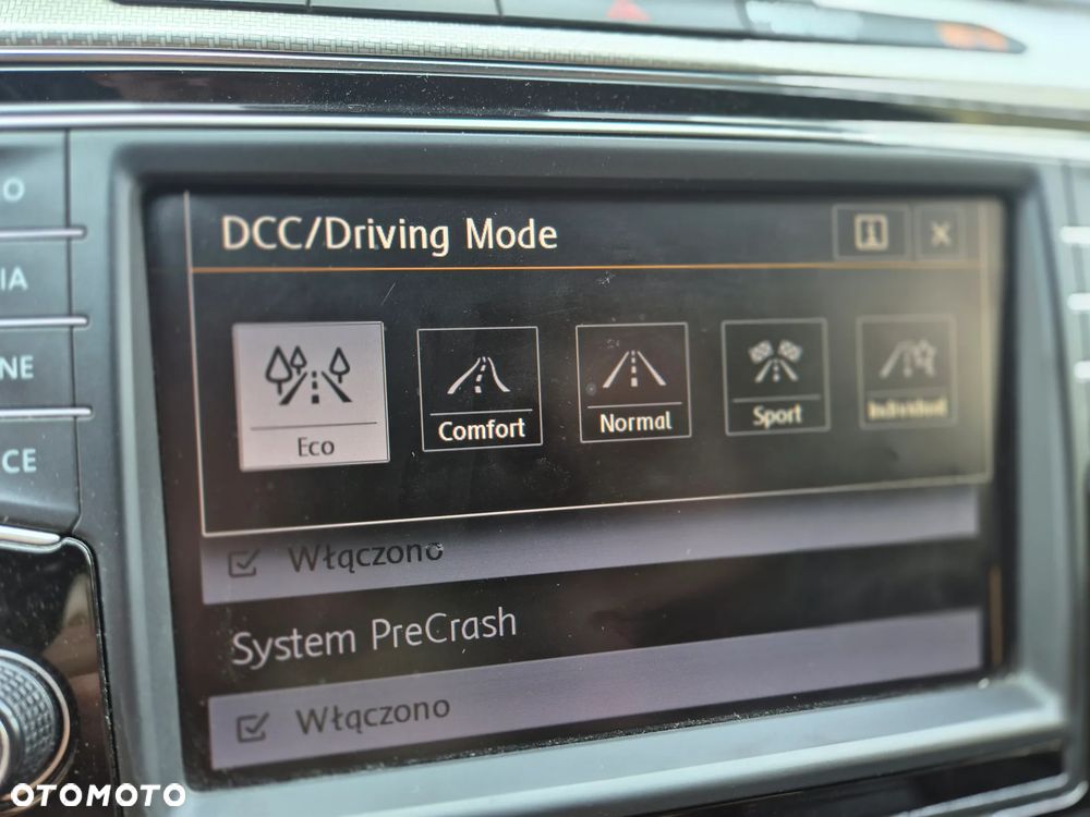 Volkswagen Passat 2.0 TDI Bi-Turbo BMT 4Mot Highline DSG - 23