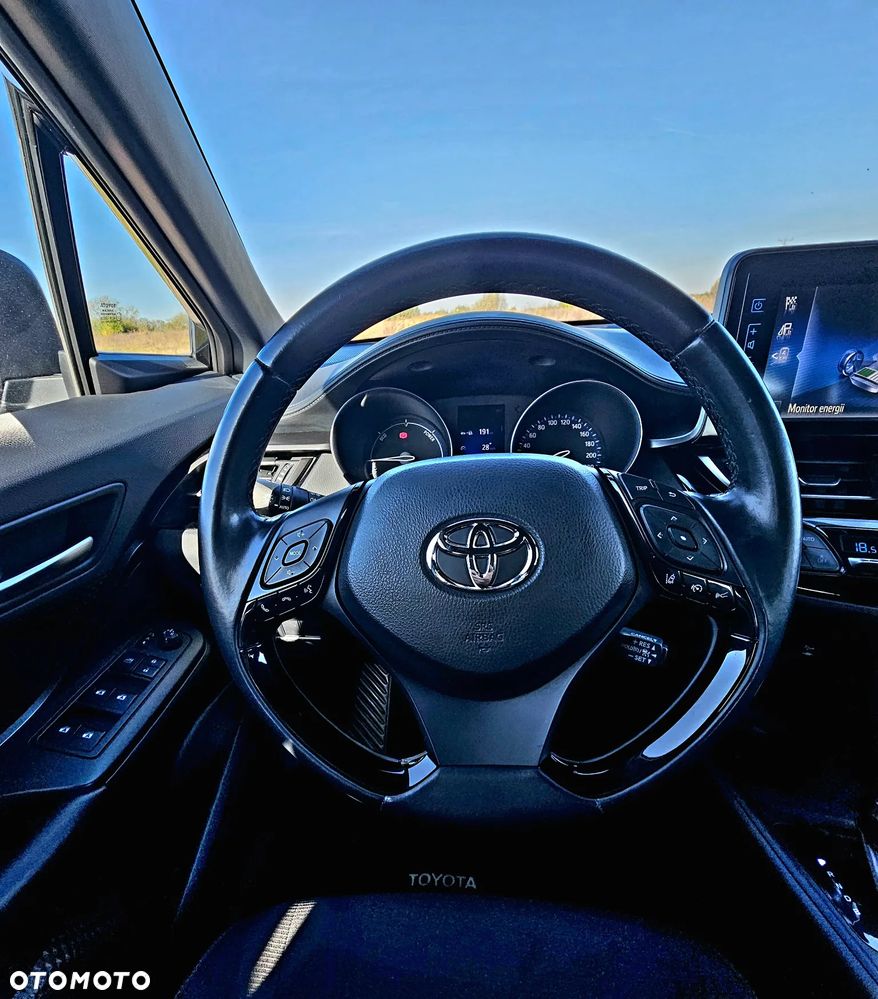Toyota C-HR Business-Edition - 16