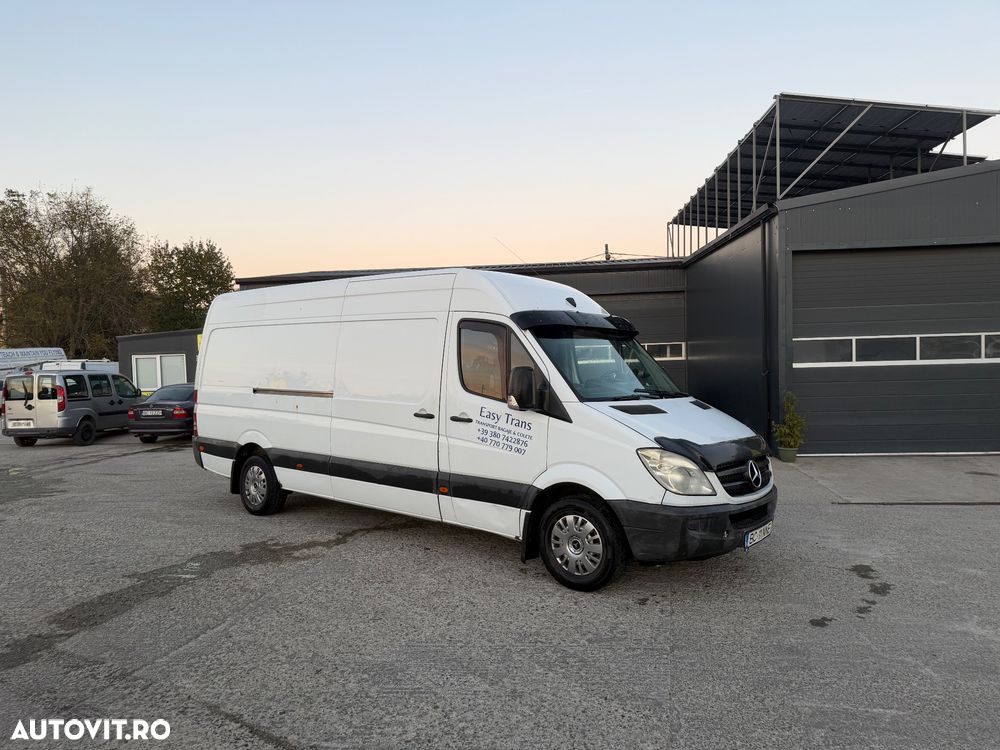 Mercedes-Benz Sprinter - 1
